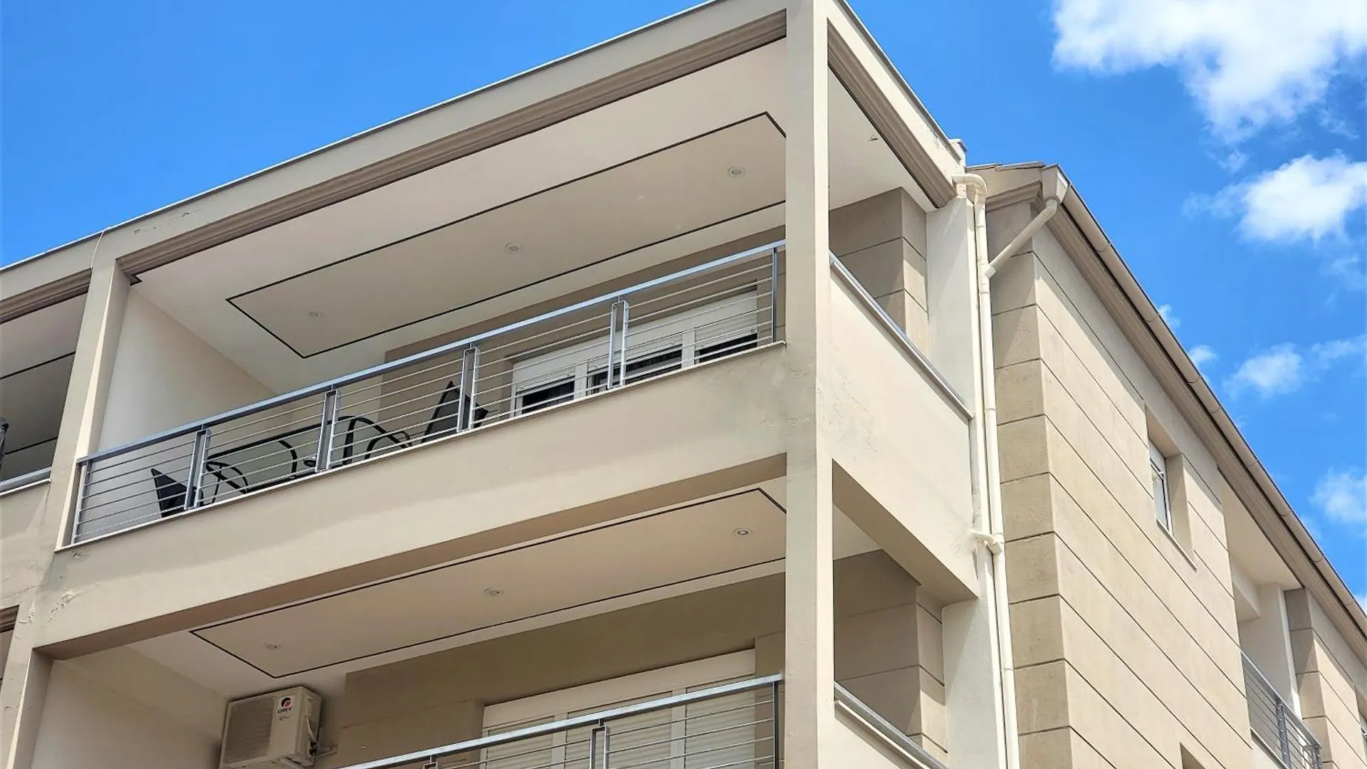 Lirtzis Luxury Apartments Polygyros Greece